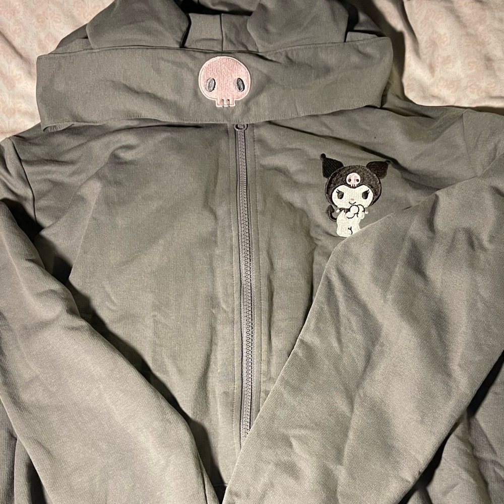 Sanrio Kuromi Gray Zip Up Sweater - Picture 5 of 9